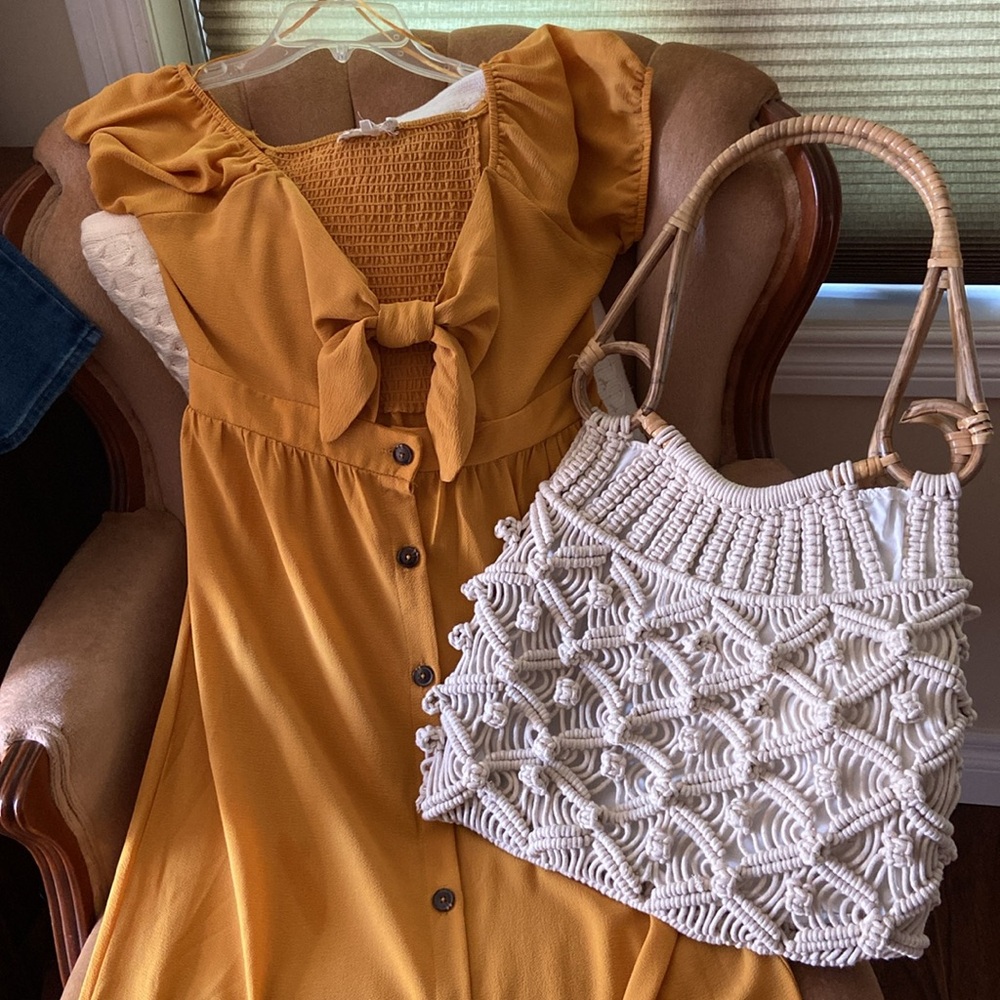 Elegant Mustard Yellow Button-Down Dress size M
